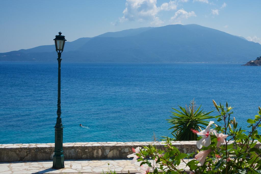 Ritsa House Villa Agia Efimia Exterior photo